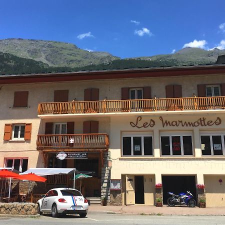 Chambres Avec Garage Motos Lanslebourg-Mont-Cenis Eksteriør bilde