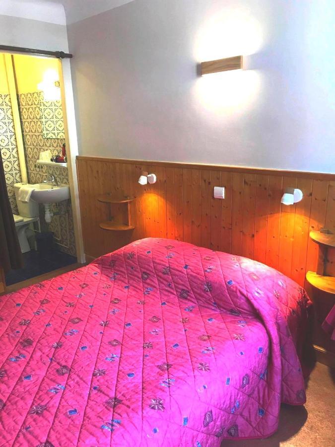 Chambres Avec Garage Motos Lanslebourg-Mont-Cenis Eksteriør bilde